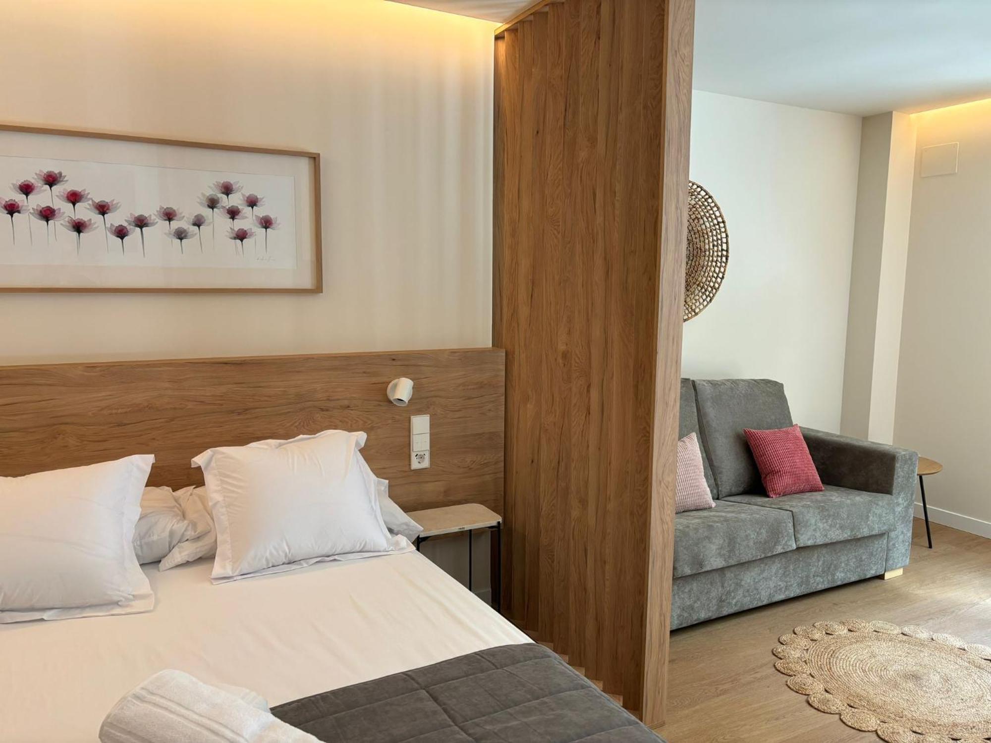 Apartamentos Joaquin Costa Santander Exteriér fotografie