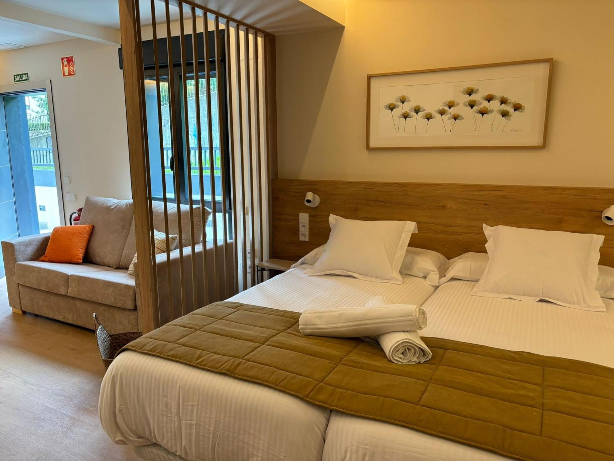 Apartamentos Joaquin Costa Santander Exteriér fotografie